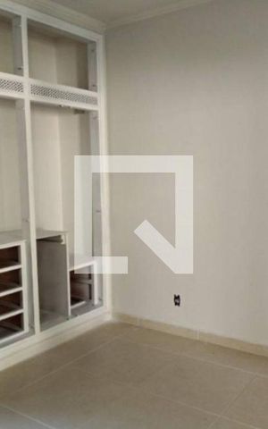 Casa à venda com 280m², 3 quartos e 3 vagas
