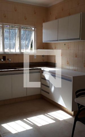 Casa à venda com 280m², 3 quartos e 3 vagas