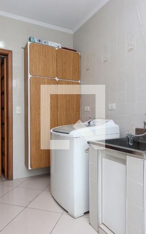 Casa à venda com 300m², 4 quartos e 4 vagasLavanderia