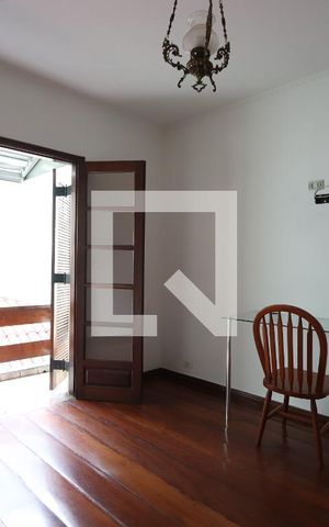 Casa à venda com 300m², 4 quartos e 4 vagasQuarto 2