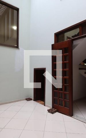Casa à venda com 300m², 4 quartos e 4 vagasJardim de inverno