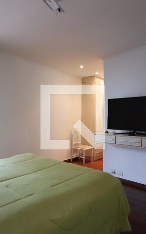 Casa à venda com 300m², 4 quartos e 4 vagasSuíte