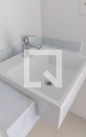 Apartamento à venda com 80m², 2 quartos e 1 vagaBanheiro da Suíte 2