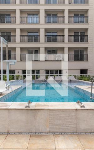 Apartamento à venda com 80m², 2 quartos e 1 vagaÁrea comum - Piscina