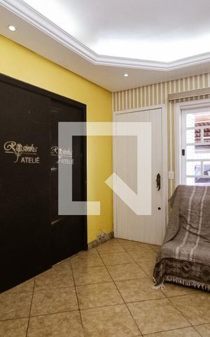 Casa à venda com 189m², 3 quartos e 2 vagasSala