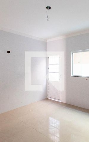 Casa à venda com 114m², 3 quartos e 2 vagas Casa à venda com 114m², 3 quartos e 2 vagasCozinha
