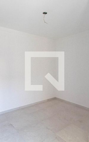Casa à venda com 114m², 3 quartos e 2 vagas Casa à venda com 114m², 3 quartos e 2 vagasQuarto Suíte