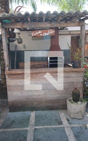Casa à venda com 110m², 3 quartos e 8 vagasChurrasqueira