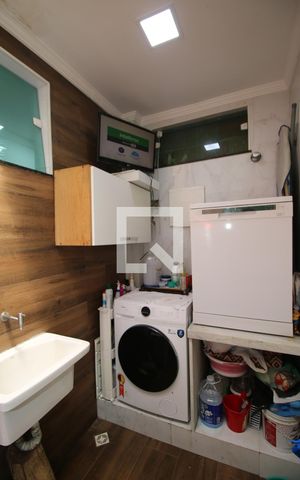 Casa à venda com 110m², 3 quartos e 8 vagasÁrea de Serviço