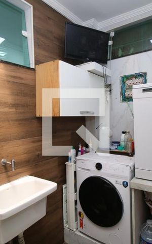 Casa à venda com 110m², 3 quartos e 8 vagasÁrea de Serviço