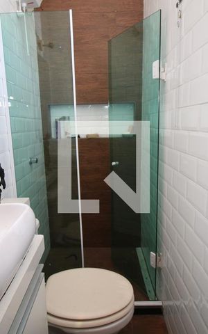 Casa à venda com 110m², 3 quartos e 8 vagasBanheiro da Suíte 2