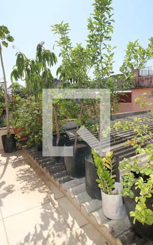 Casa à venda com 110m², 3 quartos e 8 vagasJardim