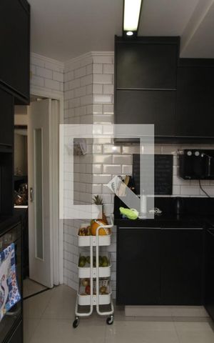 Apartamento à venda com 96m², 3 quartos e 2 vagasCozinha
