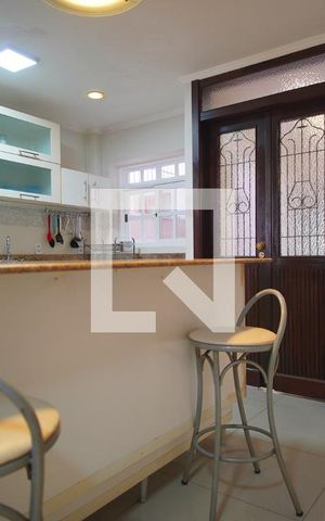 Casa à venda com 348m², 3 quartos e 5 vagasCozinha