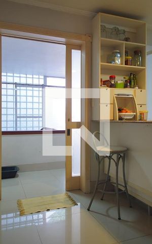 Casa à venda com 348m², 3 quartos e 5 vagasCozinha