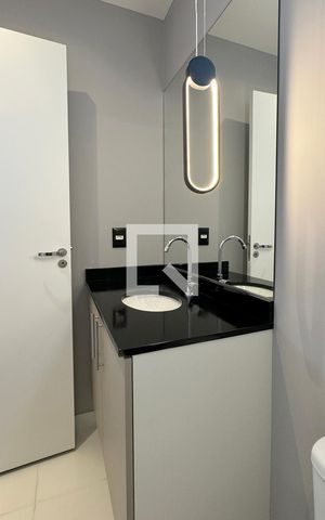 Apartamento à venda com 67m², 3 quartos e 2 vagasBanheiro da Suíte 1