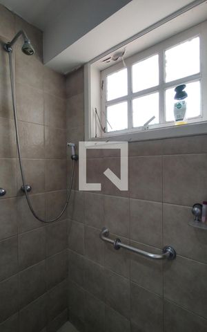 Casa à venda com 198m², 3 quartos e 1 vagaBanheiro da Suíte