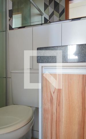 Apartamento à venda com 55m², 2 quartos e 1 vagaBanheiro Corredor