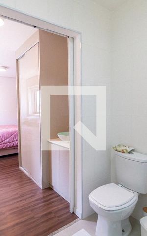 Studio à venda com 28m², 1 quarto e sem vaga Studio à venda com 28m², 1 quarto e sem vagaBanheiro