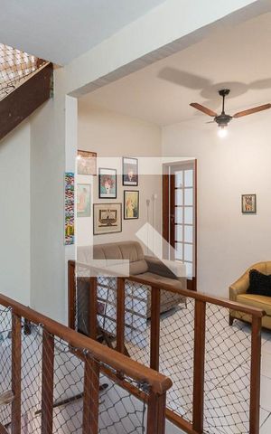 Casa à venda com 115m², 3 quartos e 1 vagaSala segundo andar