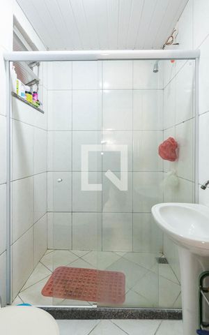 Casa à venda com 115m², 3 quartos e 1 vagaBanheiro