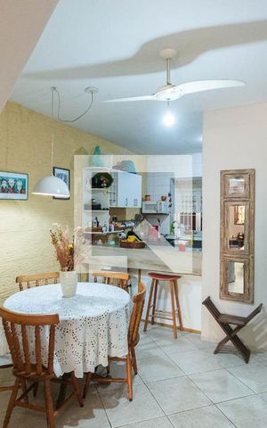 Casa à venda com 115m², 3 quartos e 1 vagaSala