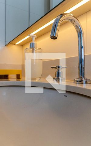 Apartamento à venda com 312m², 4 quartos e 4 vagasBanheiro da Suíte 3