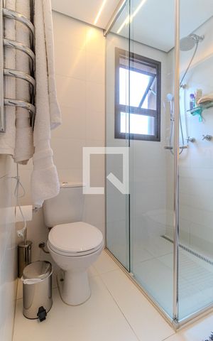 Apartamento à venda com 312m², 4 quartos e 4 vagasBanheiro 2 da Suíte 2