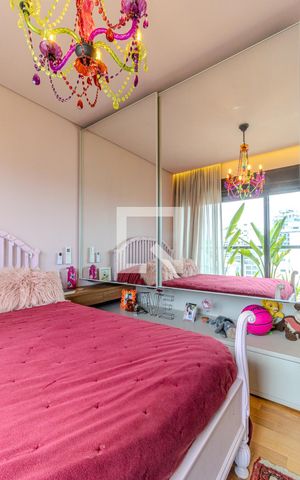 Apartamento à venda com 312m², 4 quartos e 4 vagasSuíte 1
