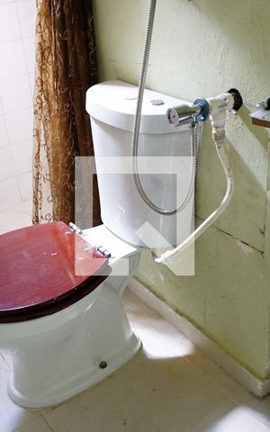 Apartamento à venda com 70m², 3 quartos e 6 vagasBanheiro Social