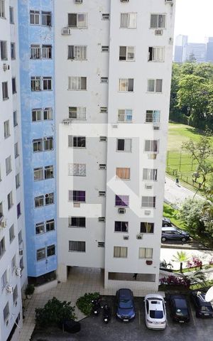 Apartamento à venda com 70m², 3 quartos e 6 vagasVista - Sala