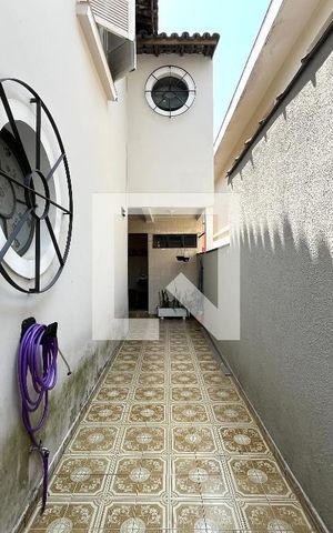 Casa para alugar com 142m², 4 quartos e 2 vagas Casa para alugar com 142m², 4 quartos e 2 vagasÁrea externa