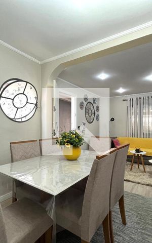 Casa para alugar com 142m², 4 quartos e 2 vagas Casa para alugar com 142m², 4 quartos e 2 vagasSala de Jantar