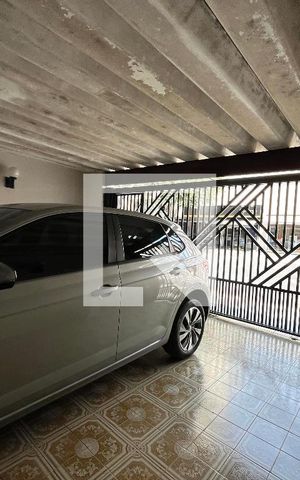 Casa para alugar com 142m², 4 quartos e 2 vagas Casa para alugar com 142m², 4 quartos e 2 vagasGaragem