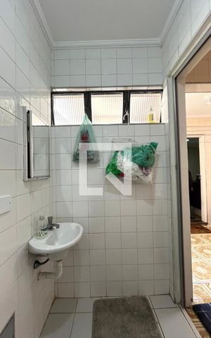 Casa para alugar com 142m², 4 quartos e 2 vagas Casa para alugar com 142m², 4 quartos e 2 vagasBanheiro de serviço