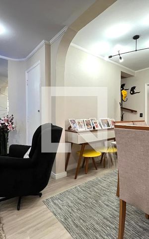 Casa para alugar com 142m², 4 quartos e 2 vagas Casa para alugar com 142m², 4 quartos e 2 vagasSala