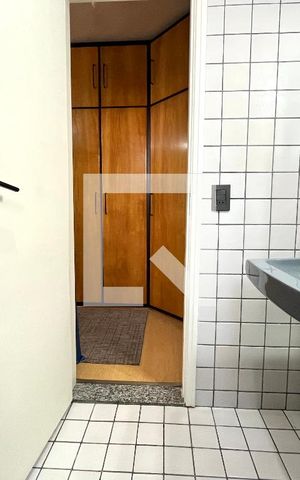 Casa para alugar com 142m², 4 quartos e 2 vagas Casa para alugar com 142m², 4 quartos e 2 vagasBanheiro da Suíte 2