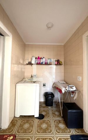 Casa para alugar com 142m², 4 quartos e 2 vagas Casa para alugar com 142m², 4 quartos e 2 vagasÁrea de Serviço