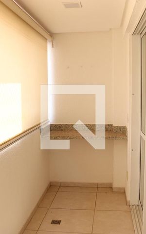 Apartamento para alugar com 61m², 2 quartos e 1 vagaVaranda da Sala