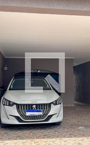 Casa à venda com 270m², 3 quartos e 3 vagas Casa à venda com 270m², 3 quartos e 3 vagasGaragem