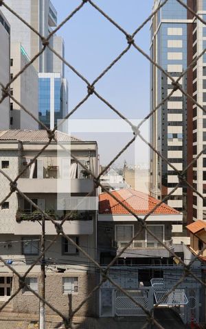 Apartamento à venda com 198m², 4 quartos e 3 vagasVista da varanda