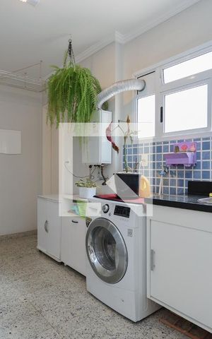 Apartamento à venda com 198m², 4 quartos e 3 vagasÁrea de serviço
