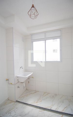 Apartamento à venda com 40m², 2 quartos e sem vaga Apartamento à venda com 40m², 2 quartos e sem vagaÁrea de Serviço
