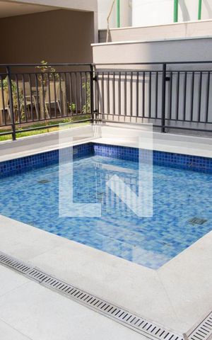 Apartamento à venda com 40m², 2 quartos e sem vaga Apartamento à venda com 40m², 2 quartos e sem vagaÁrea comum - Piscina