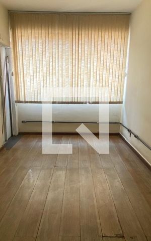Casa para alugar com 500m², 8 quartos e 2 vagasQuarto 