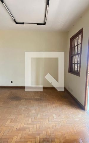 Casa para alugar com 500m², 8 quartos e 2 vagasQuarto Suíte