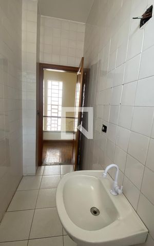 Casa para alugar com 500m², 8 quartos e 2 vagasBanheiro Suíte