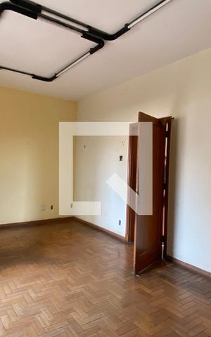 Casa para alugar com 500m², 8 quartos e 2 vagasQuarto Suíte