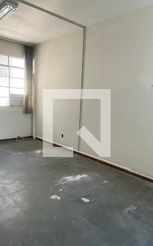Casa para alugar com 500m², 8 quartos e 2 vagasQuarto 5