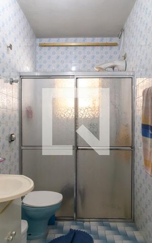 Casa à venda com 152m², 3 quartos e 2 vagasBanheiro